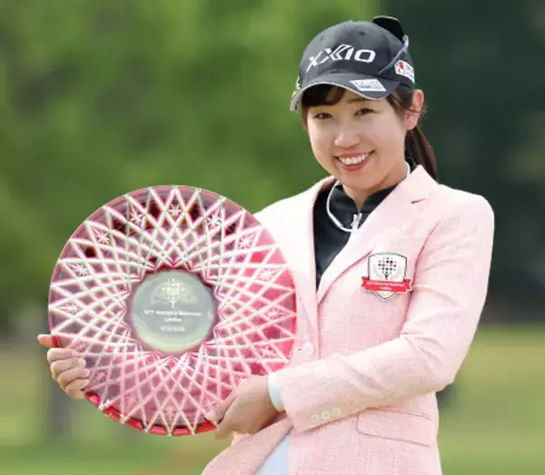 菅沼菜々が通算４勝目　女子ゴルフ