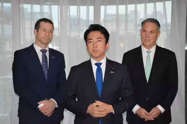 日豪ＮＺ、初の防衛相会談
