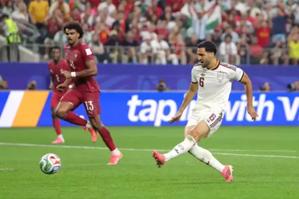 スペイン８強、米国敗退＝ロナルドはラスト勇姿―Ｗ杯サッカー