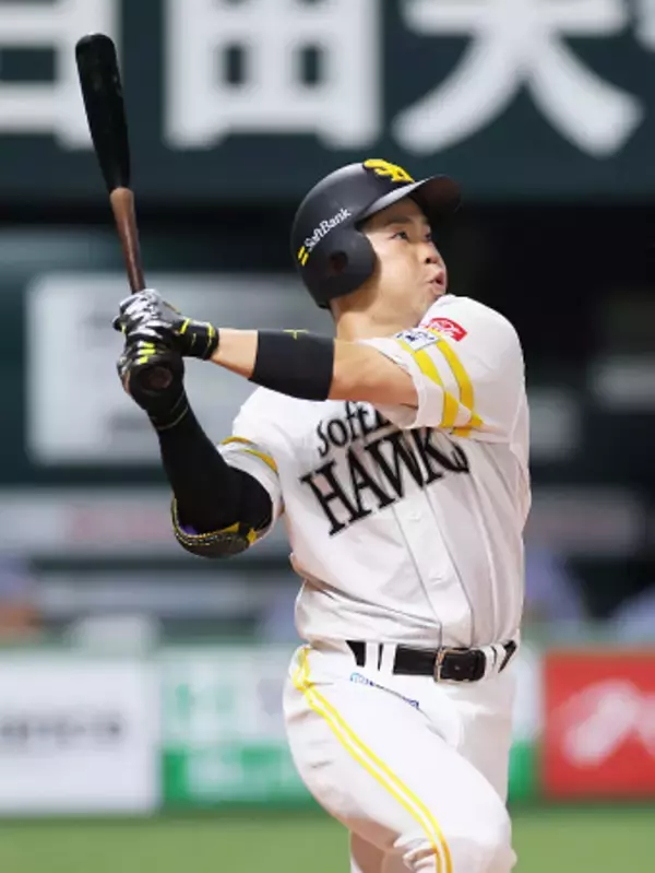 近藤の２ラン　プロ野球