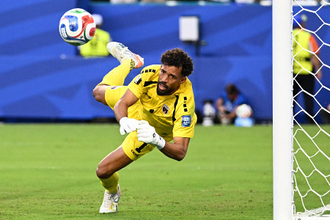 プレーするボジーニャ　Ｗ杯サッカー