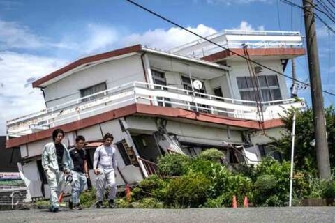 熊本地震、死者３４人に＝連日の猛暑、１万人避難生活―発生３日目、断水・停電続く