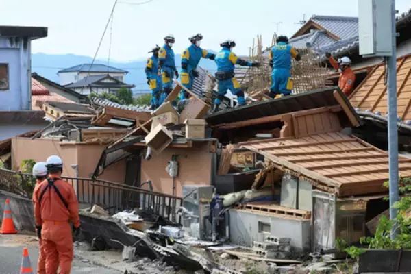 熊本地震、死者３４人に＝連日の猛暑、１万人近く避難―発生３日目、断水・停電続く