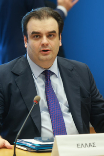 ユーログループ議長にギリシャ財務相