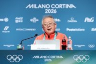 会見する伊東団長　五輪