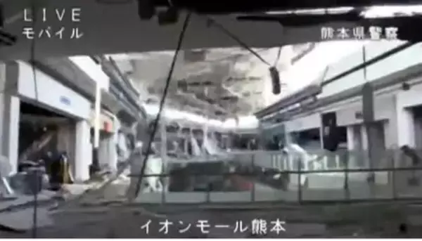 飛び散る破片、壁や天井崩れ＝警察庁、イオンモール内部映像公開―熊本震度７