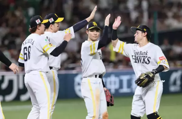 喜ぶソフトバンクナイン　プロ野球