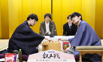 伊藤匠二冠が叡王戦３連覇＝斎藤慎太郎八段下し防衛―将棋