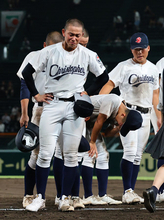 悔しがる高部ら　高校野球