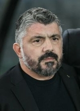 ガットゥーゾ監督を解任　サッカー