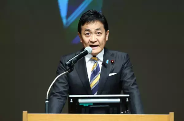 「あいさつする玉木代表」の画像