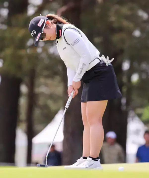 佐久間のバーディーパット　女子ゴルフ