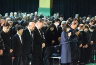 能登地震２年、犠牲者に祈り