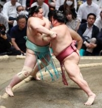 敗れる琴桜