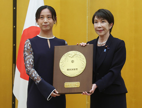 高木美帆さんに国民栄誉賞授与