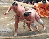 「霧島、冷静に＝大相撲初場所」の画像1