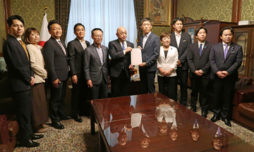 衆院解散から公示「１４日以降」
