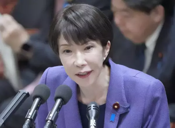 首相、３万円ギフト「結婚祝い参考」