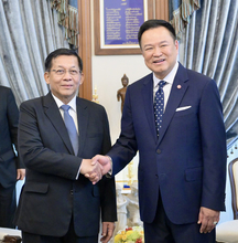 タイ首相、ミャンマー大統領と初会談