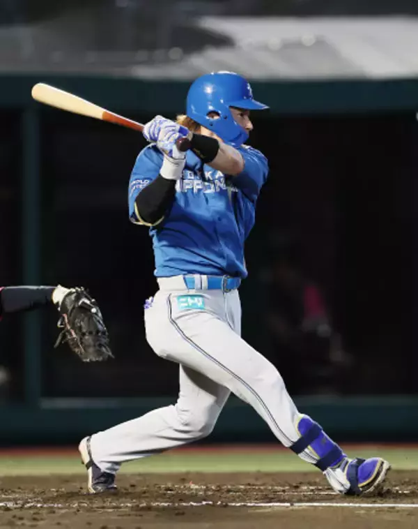 水野の２点適時打　プロ野球