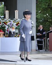 華子さま、戦没者墓苑慰霊祭に＝東京・千鳥ケ淵