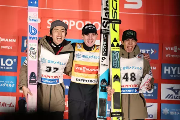 優勝したプレブツら