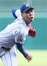 石垣、気迫の完投＝高校野球・健大高崎