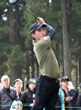 金子、単独首位守る＝ＶＩＳＡ太平洋ゴルフ