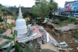 東南アジアの豪雨で死者１２００人超、被災地では物価急騰も