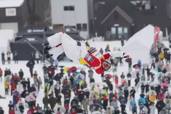 堀島のエア　モーグルＷ杯