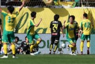 喜ぶ石川　Ｊリーグ