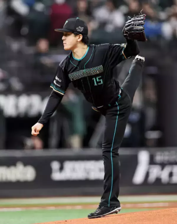 日本ハム先発の北山　プロ野球