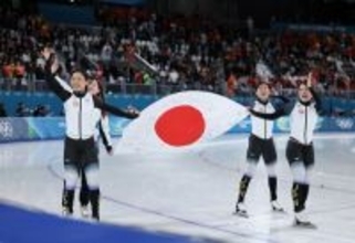 銅メダルの日本チーム　五輪