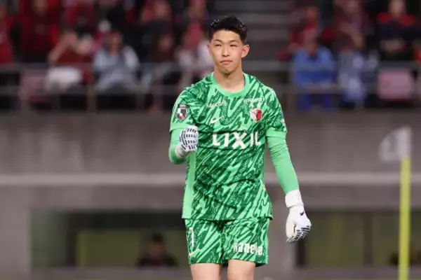 ガッツポーズする早川　Ｊリーグ