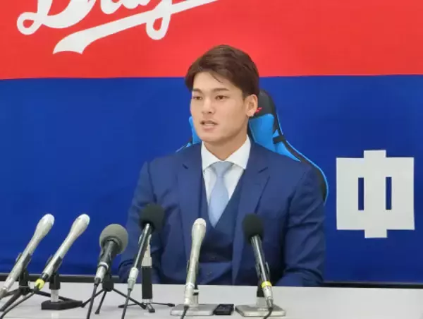 中日の石川昂は７００万円減　プロ野球