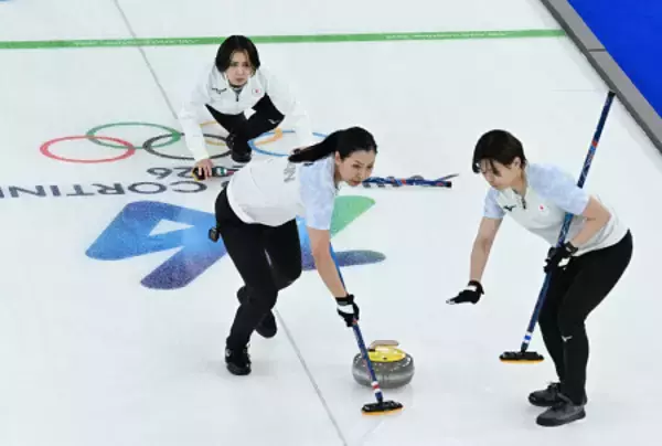 スイープする近江谷　五輪