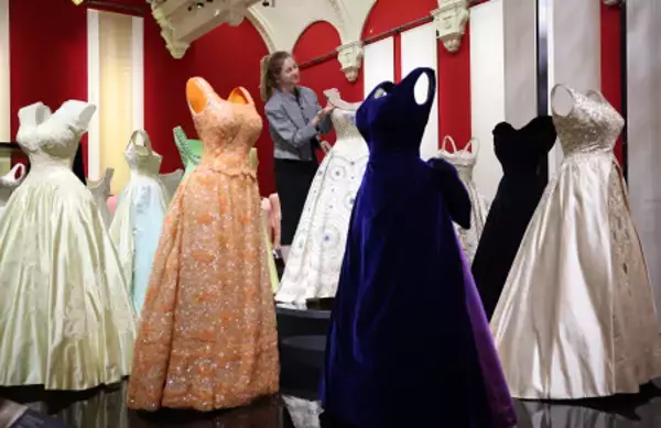 きらびやかな女王の面影