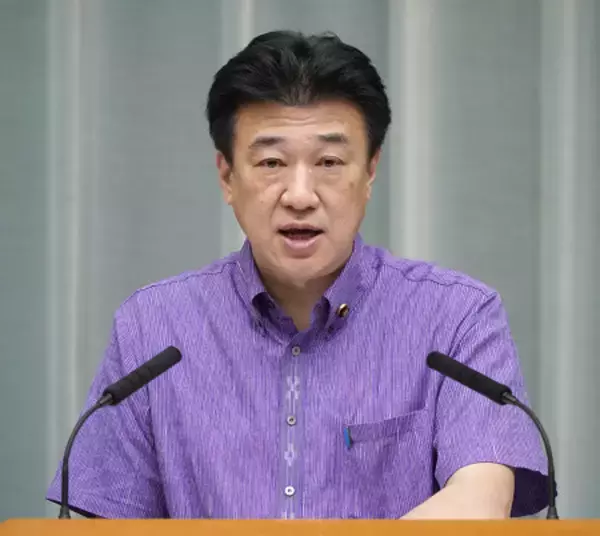 木原官房長官、はしかで注意喚起