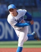 青学大、盤石の日本一＝中西快投で有終の美―明治神宮野球