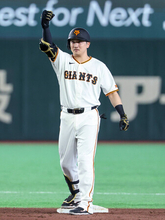 巨人、逆転で３連勝＝プロ野球・巨人３―２ヤクルト