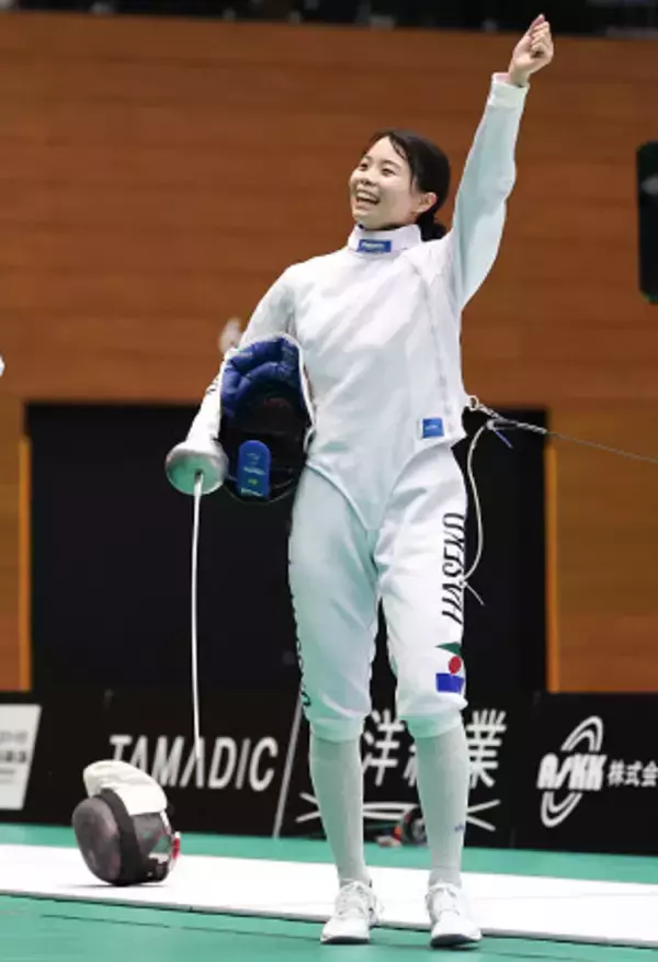 寺山が初優勝　全日本フェンシング