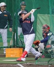 牧、精力的に動く＝侍ジャパン