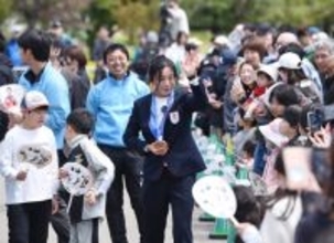 高木美帆さん、故郷でパレード
