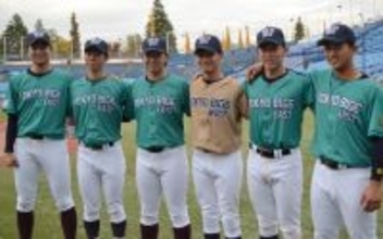 連盟結成１００年で記念試合　野球