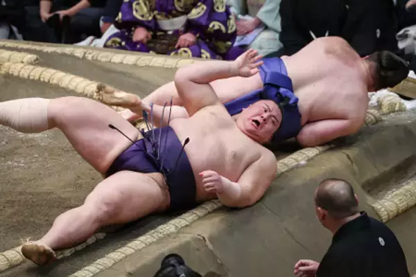 敗れた義ノ富士