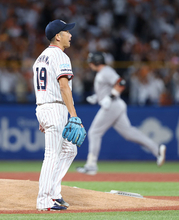 ２ランを打たれた石川　プロ野球