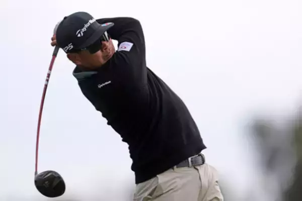 久常「上を見て」＝米男子ゴルフ