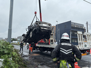 交差点で正面衝突、３人死亡＝乗用車が炎上、２人搬送―千葉