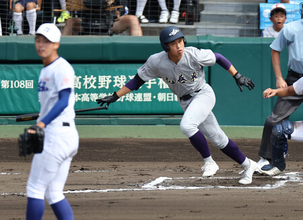 花巻東、継投で逃げ切る＝高校野球・新田２―４花巻東