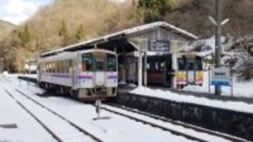 ローカル線の赤字、２６７億円に＝１９路線３２区間の２２～２４年度―ＪＲ西